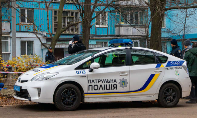 Особливо небезпечна банда розшукується в Дніпрі, піднята тривога: фото злочинців