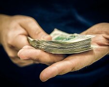 Помогите найти корупционеров: ВР обещает 10% от сумы взятки