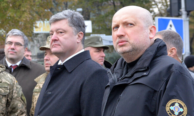Петр Порошенко, Александр Турчинов