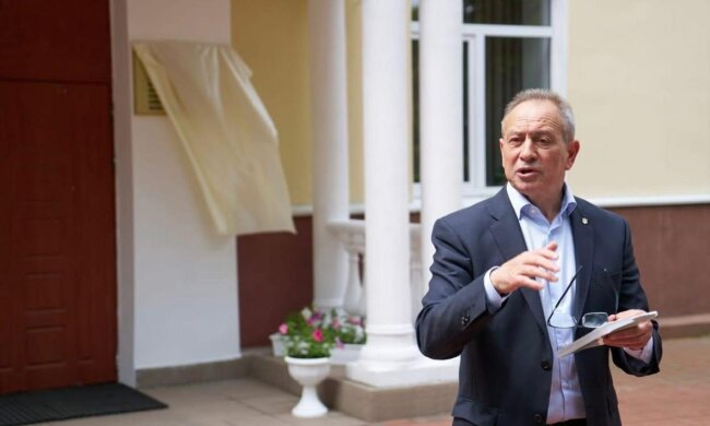 Місце, де народжувалася свобода: Микола Томенко та Олексій Дніпров увічнили пам'ять про цілу плеяду українських геніїв