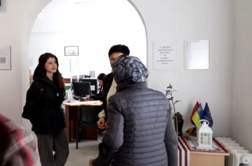 Грошова допомога для пенсіонерів у Дніпропетровській області