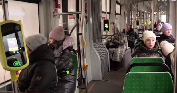 Львов, украинцы, транспорт, общественный транспорт