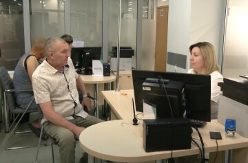 Гуманітарна допомога для пенсіонерів і ВПО у Полтаві та області