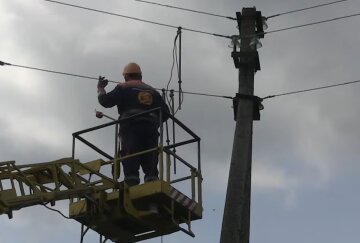 Графики отключения света в Киевской области на 25 апреля