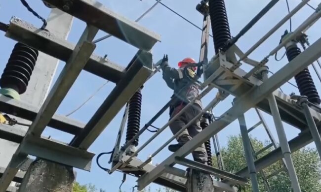 Графики отключения света в Полтавской области на 8 и 9 августа