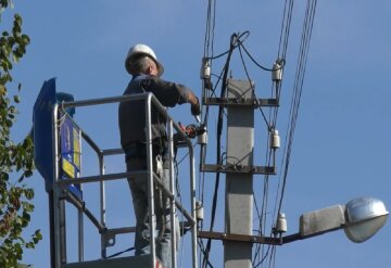 Графики отключения света в Запорожье на 3 июля