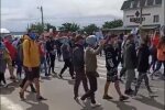 Курортный поселок восстал против карантина, трасса на Одессу перекрыта: видео происходящего