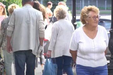 Денежная помощь для пенсионеров в Кировоградской области