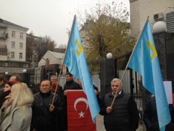 крымские татары митинг под посольством РФ 2