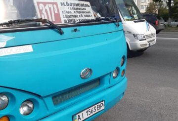 Водитель грубо выставил ветерана АТО из маршрутки в Киеве, фото: "Я тебя туда не посылал"