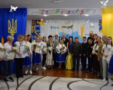 Більше ніж просто свято: як у київському садочку вчили поважати жінку, яка тримає на собі світ