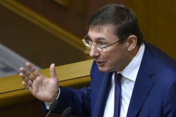 Луценко зовет Фирсова и Томенко вернуться в БПП