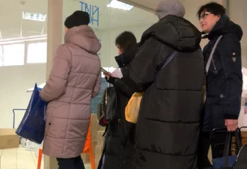 Безкоштовні продукти для ВПО та пенсіонерів у Харкові