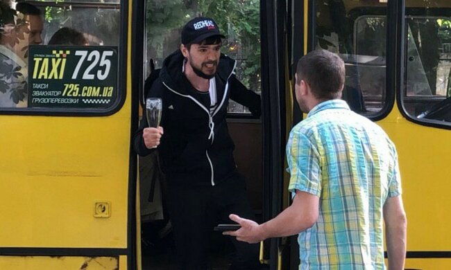 129598cd-3456-4ad6-a6e2-02176af7c292