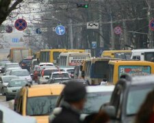 В центре Одессы перекрыли движение: что будет с общественным транспортом