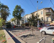 В центре Одессы перекрыли движение, фото: где не проехать до конца недели