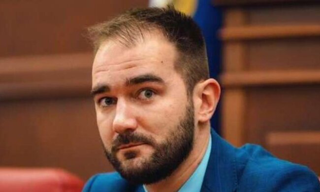 "Добре, хоч не шапок": Слуга народу Юрченко попався на крадіжці пива з магазину, деталі