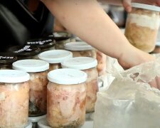 Безкоштовні продукти для ВПО та пенсіонерів у Сумській області