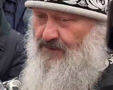 Митрополит УПЦ МП Павло посперечався біля Лаври, кадри: "Ви наклепники"