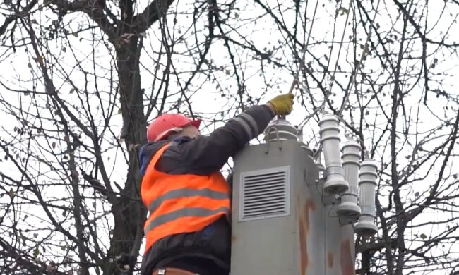 Графіки відключення світла в Чернігівській області на 18 грудня