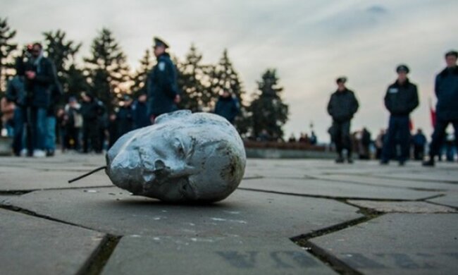 декоммунизация