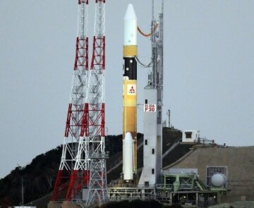 запуск ракеты япония спутник