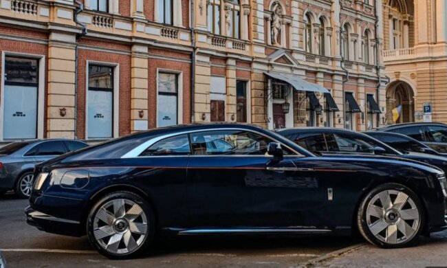 Rolls-Royce 