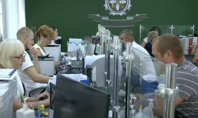 Денежная помощь для пенсионеров в Киевской области