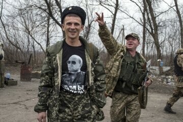 Автомат вместо барсетки: как в «ДНР» отжимают бизнес