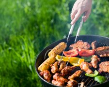 П’ять правил, які вбережуть вас від харчових отруєнь на пікніку