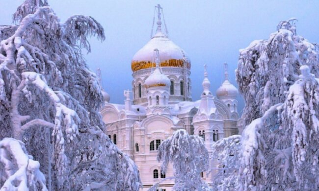 Стрітення Господнє 2020: поздоровлення в листівках