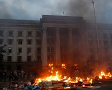 A pro-Russian activist tent camp burns in front of the trade union building in Odessa