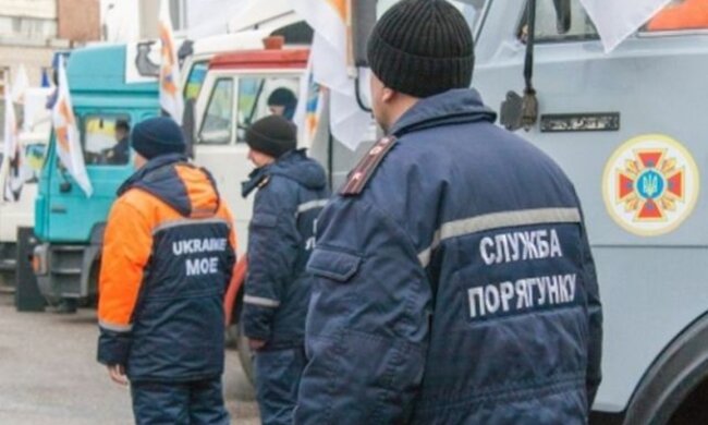 НП в дитячій лікарні Дніпра: будівля окутана димом, кадри і деталі того, що відбувається