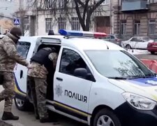 Иностранец с гранатой устроил переполох в Одессе, срочно слетелась полиция: видео с места