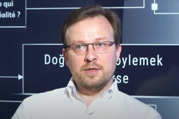 Наука і релігія постійно проникають один в одного, - Толкачов