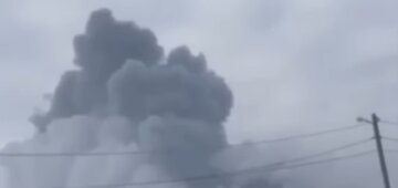Упал огненный шар: подробности новых взрывов на аэродроме в рф, откуда взлетают ракетоносцы