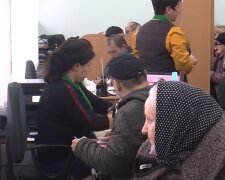 Грошова допомога для пенсіонерів у Кіровоградській області