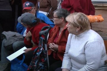 Бесплатные продукты для ВПЛ и пенсионеров в Одессе