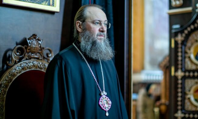 Митрополит Антоний объяснил, чем молитва отличается от медитации