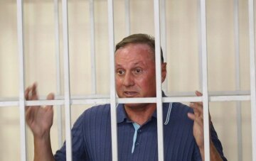 Суд заарештував Єфремова на два місяці