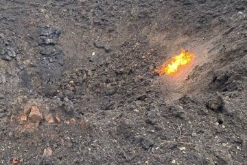 Оккупанты нанесли удар ракетой под Днепром, первые подробности: "Имеем прилет"