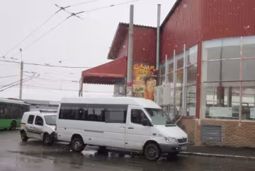 ЧП в харьковской маршрутке, есть раненые: кадры с места событий