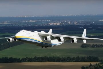 Легендарной "Мрии" больше нет: оккупанты уничтожили самолет-рекодсмен, официальное заявление