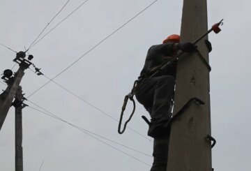 Графики отключения света в Кировоградской области на 31 июля