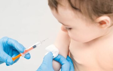 вакцина, прививка, младенец