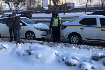 У харьковчанина забрали автомобиль  за долги: "накопилось 130 тысяч"