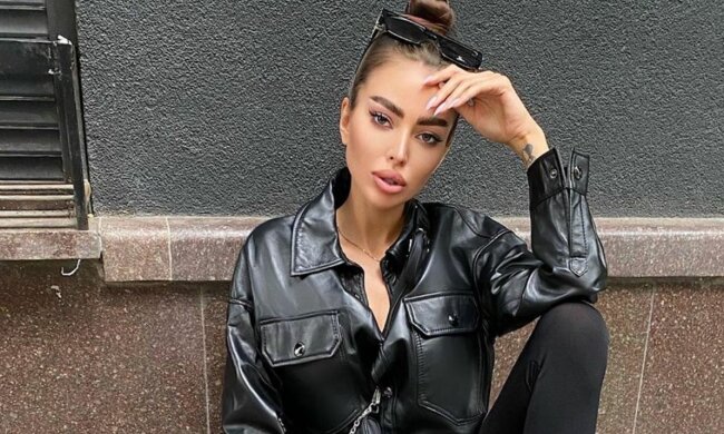 Альона омович