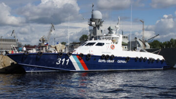 В оккупированном Крыму задержали иностранный корабль