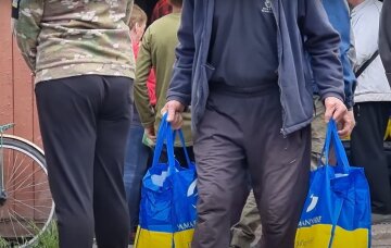 Бесплатные продукты для ВПЛ и пенсионеров в Запорожье