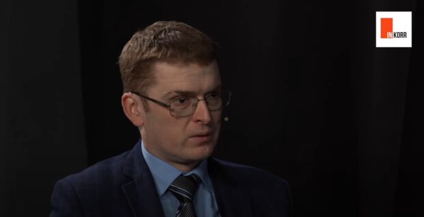Доктор філософських наук Віталій Хромець пояснив, що сьогодні не так із українською освітою